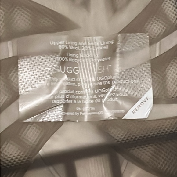 NWT UGG Women’s Fuzzita Clear Black Shearling Sandal Size 7 - Picture 12 of 12